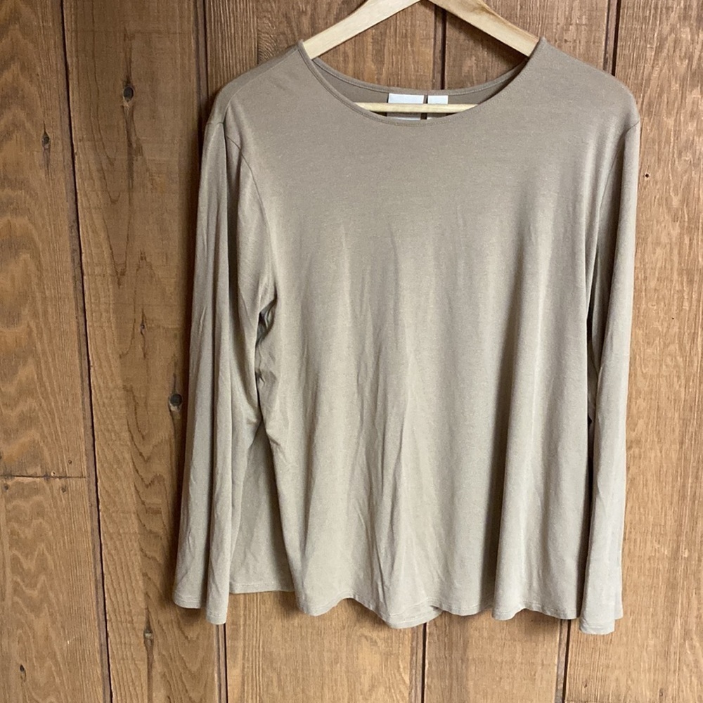Chico’s beige long sleeve rayon/spandex top. Perfect lagenlook granola layering